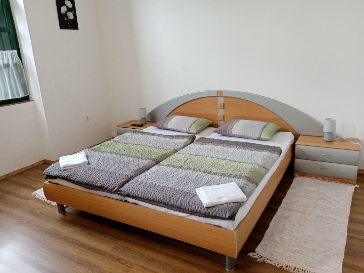 Vendektanya Vendeghaz Hotel Tapolca Eksteriør billede